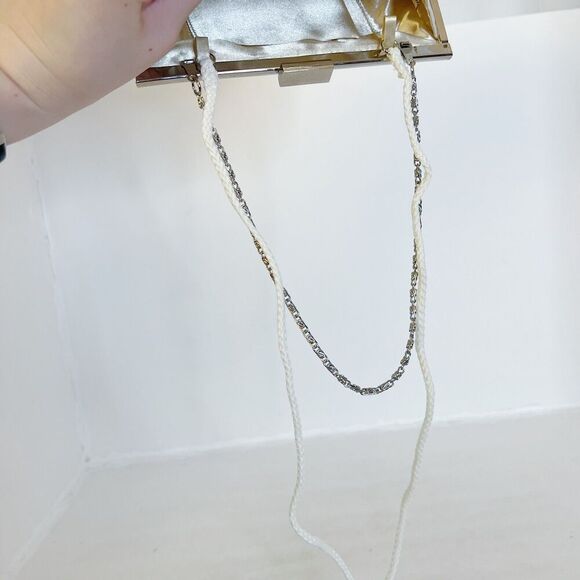 Vintage White Quilted Evening Bag Clutch - Picture 6 of 8